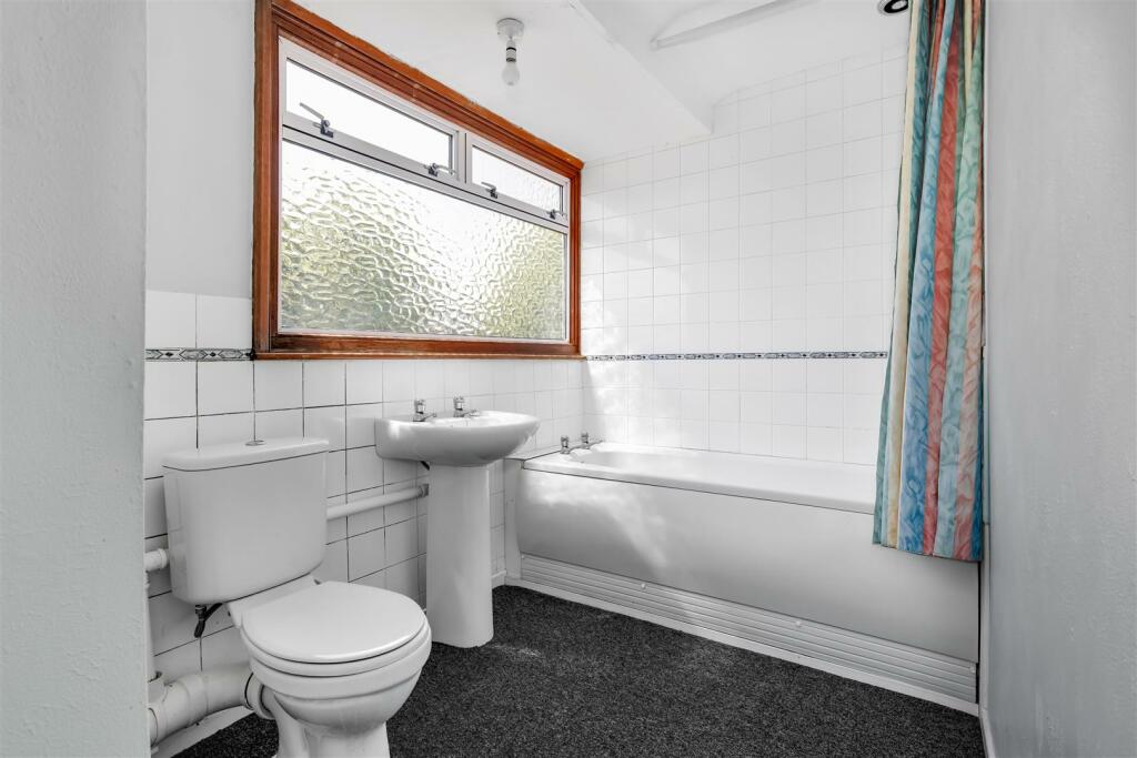 Additional image 13 of Blandford Way, Hampton Magna, Warwick