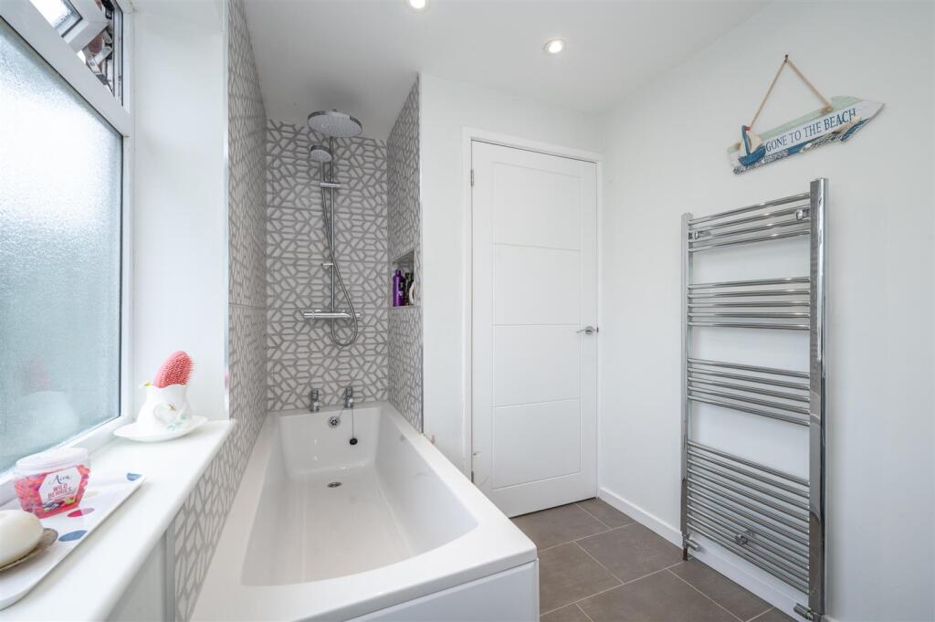 Additional image 13 of St. Laurence Close, Rowington, Warwick