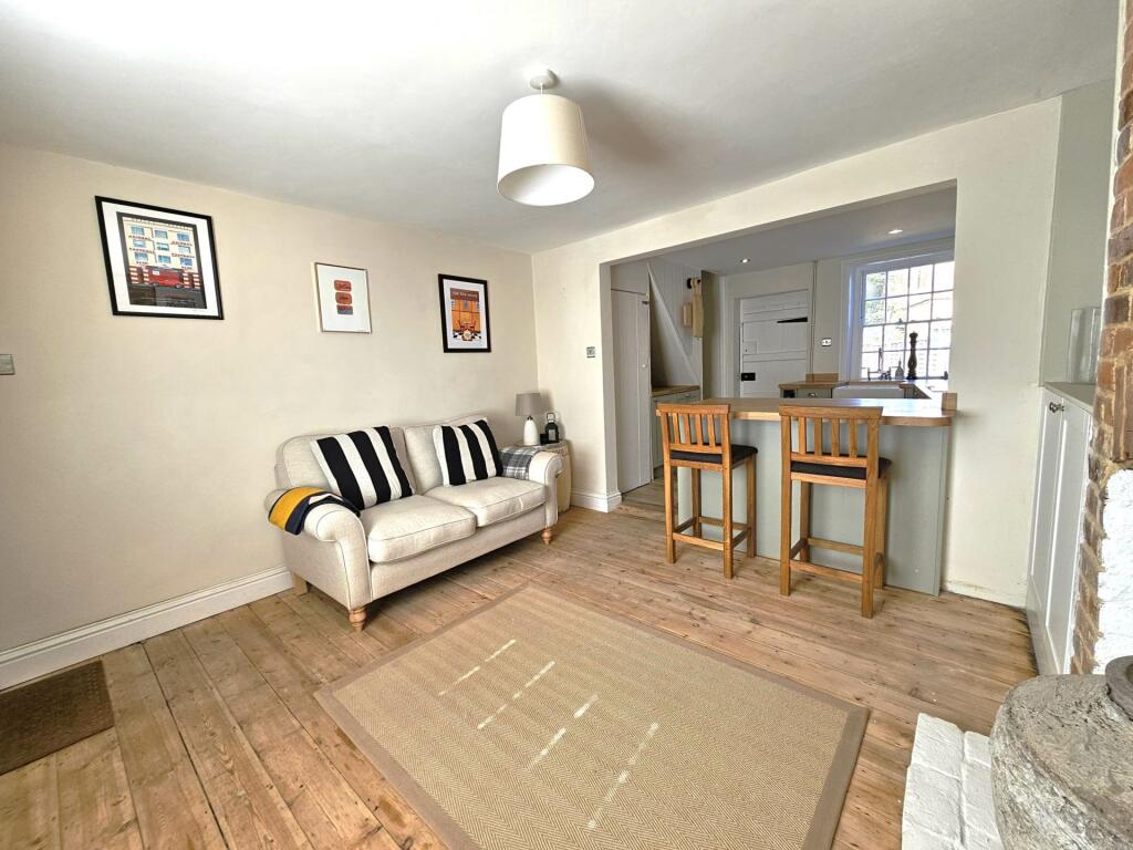 Additional image 13 of London Road, Canterbury