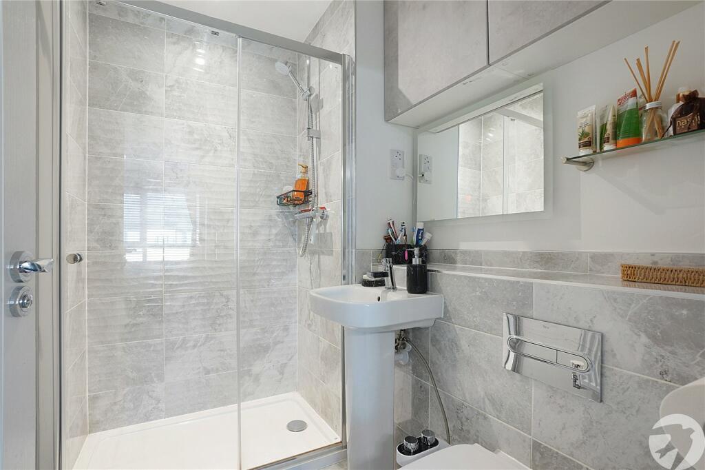 Additional image 8 of Everard Road, Greenhithe, Kent, DA9