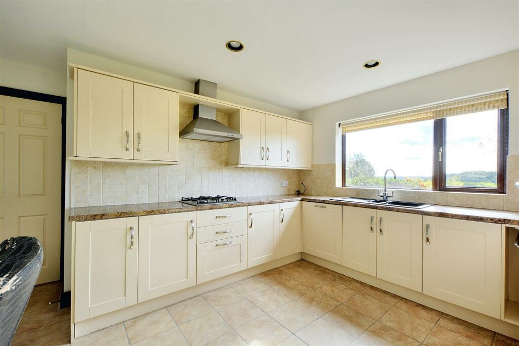 Additional image 8 of High Lane Central, West Hallam