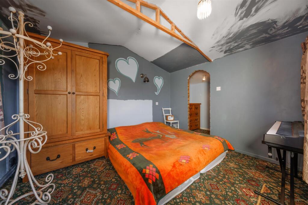 Additional image 13 of Lewis Road, Radford Semele, Leamington Spa