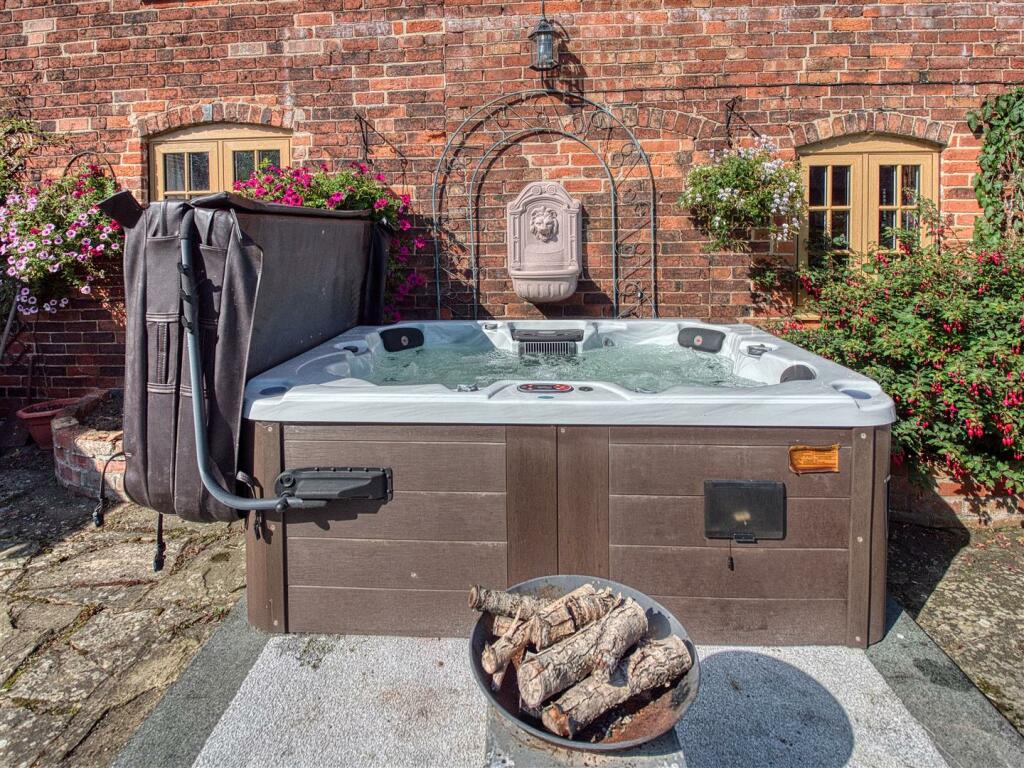 Additional image 19 of Potlocks Farm, Heath Lane, Findern