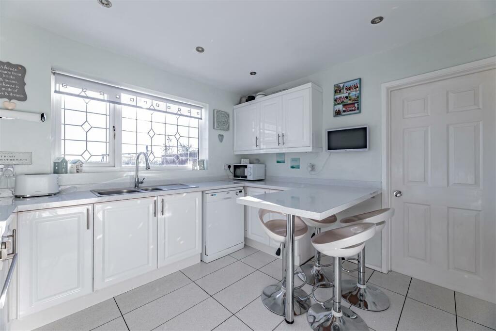 Additional image 10 of Detached family home in village location with rural views