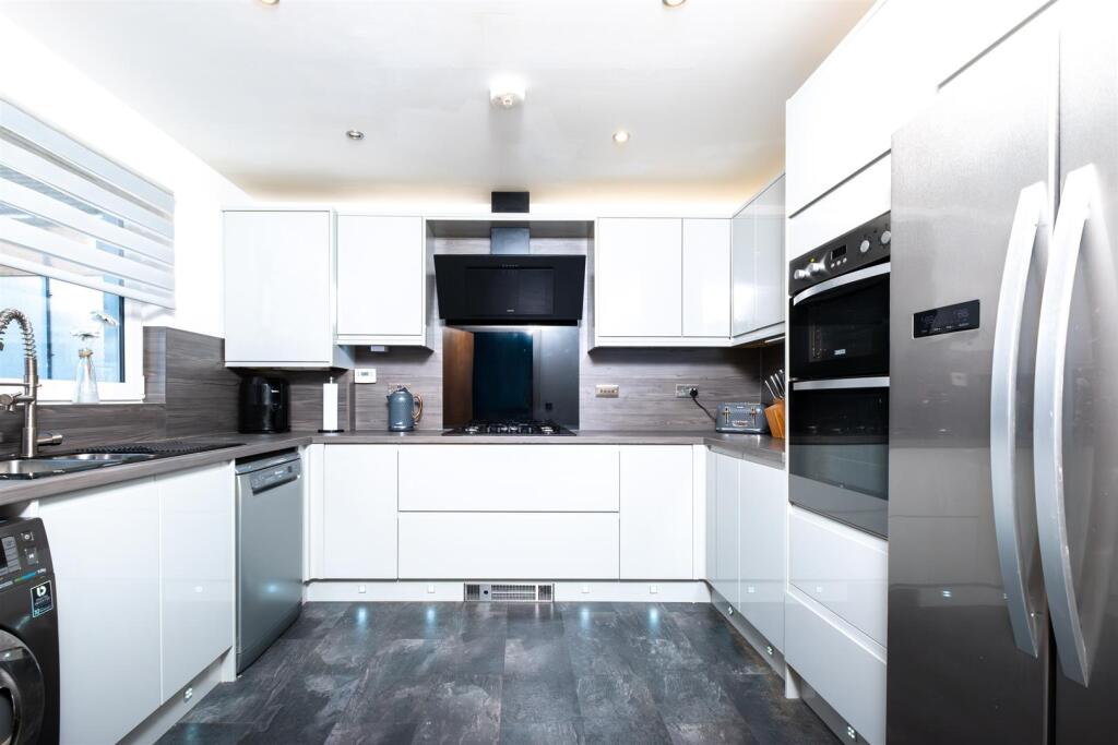 Additional image 6 of Donalds Court, Dundee