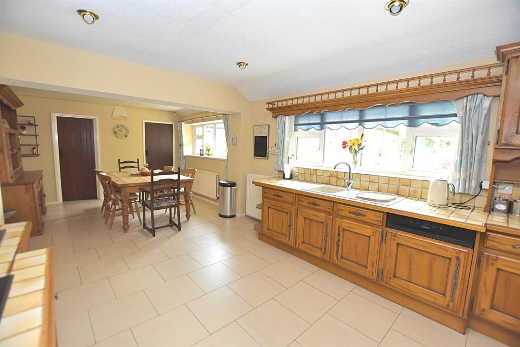 Additional image 17 of Holmes Chapel Road, Somerford, Congleton