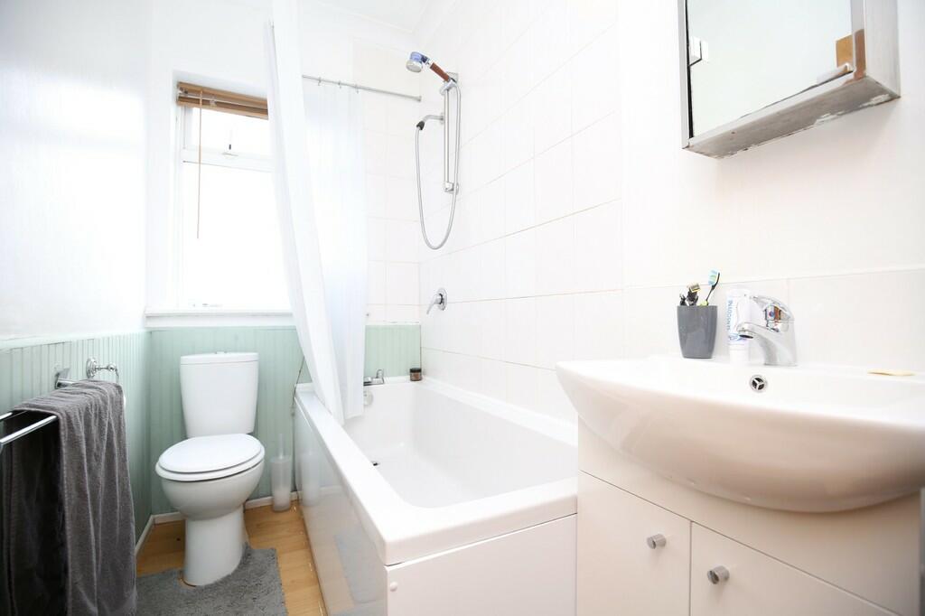 Additional image 16 of Grove Road, Atherstone, Warwickshire