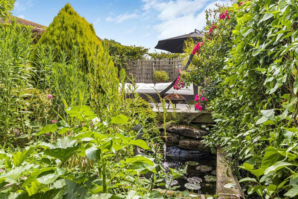 Additional image 32 of Walnut Tree Lane, Westbere, Canterbury, Kent, CT2 0HG