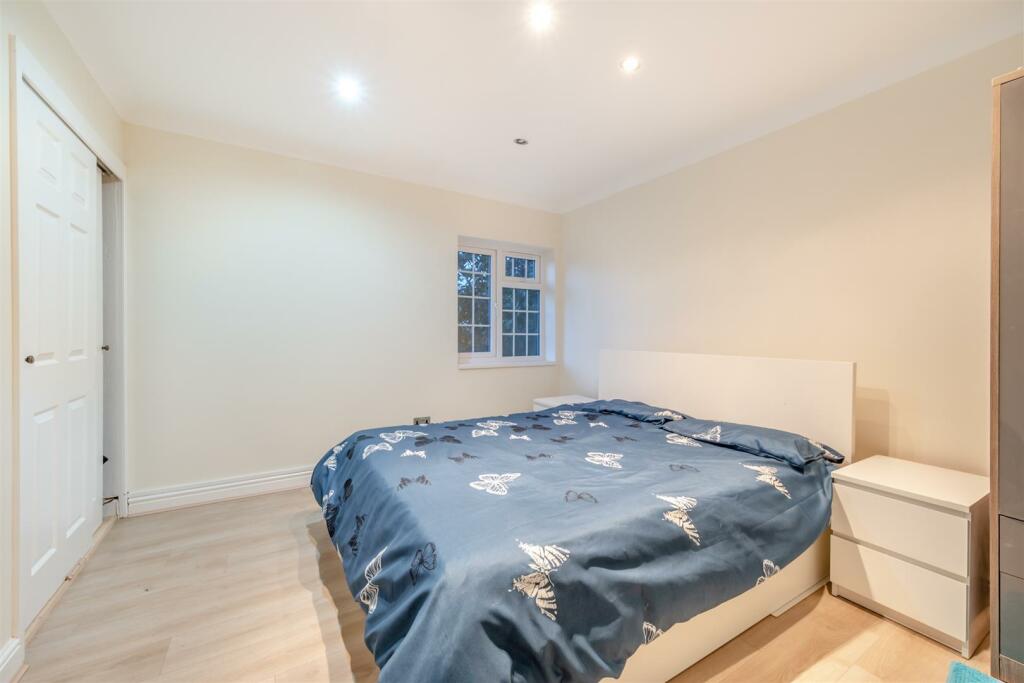 Additional image 16 of Off Kenilworth road, Substantial Family Home