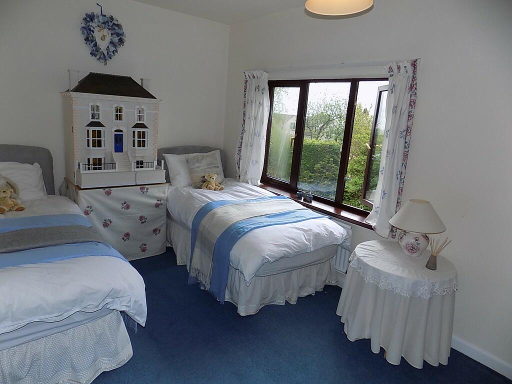 Additional image 11 of 3 Woodland Close, Thorpe, DE6 2AP