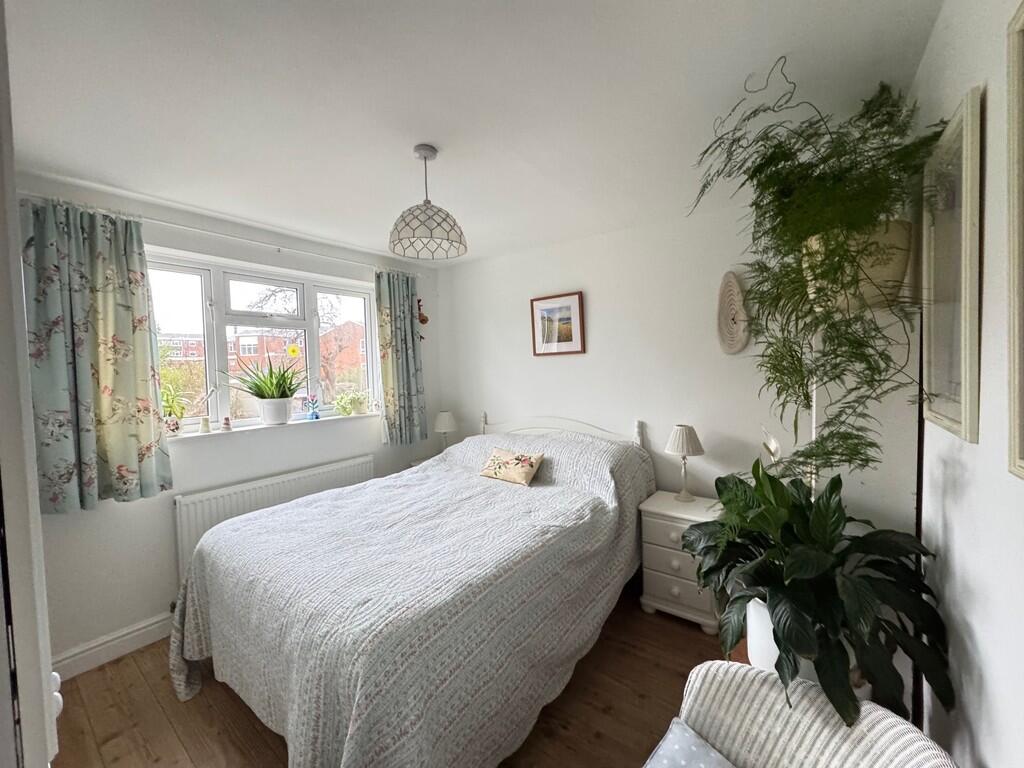 Additional image 6 of Henry Street, Kenilworth