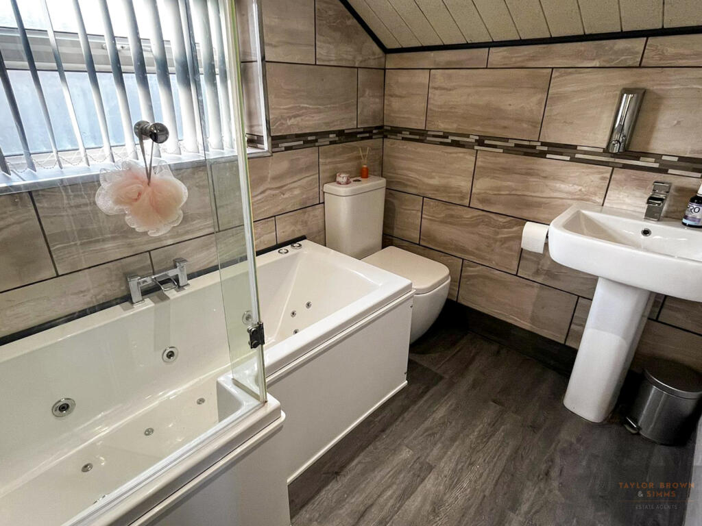 Additional image 11 of Gladstone Street, Heanor, Derbyshire