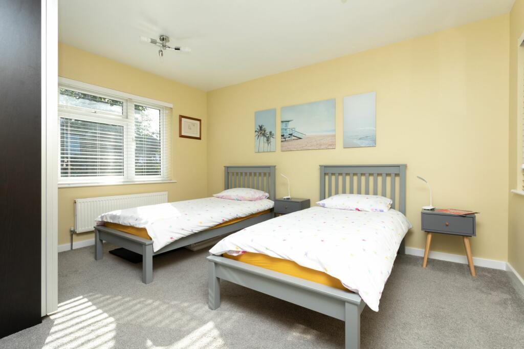 Additional image 17 of Royal Esplanade, Margate, CT9