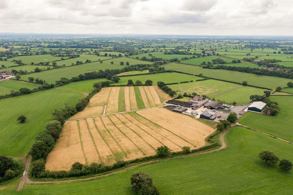 Additional image 14 of Newfield Equestrian & Dog Day Care, Nantwich Road, Wimboldsley, CW10 0LL