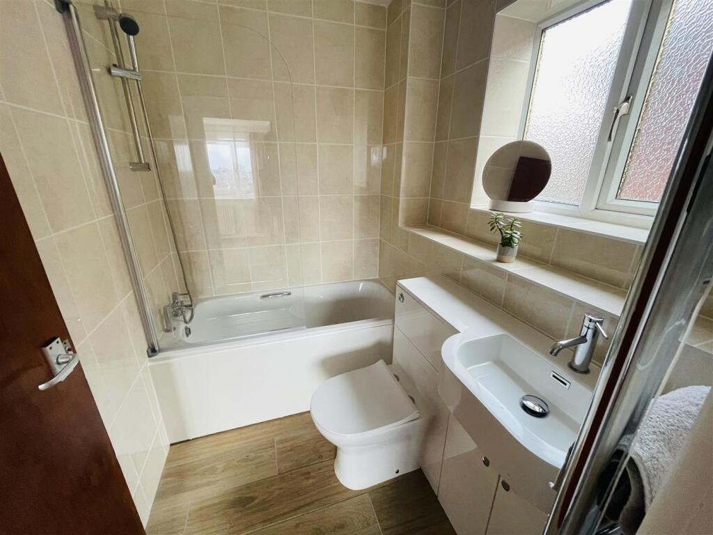 Additional image 9 of Salisbury Drive, Nuneaton