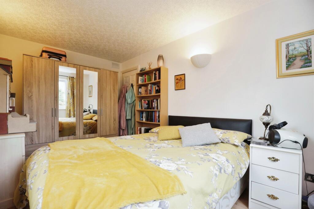 Additional image 11 of Alexandra Court, KENILWORTH