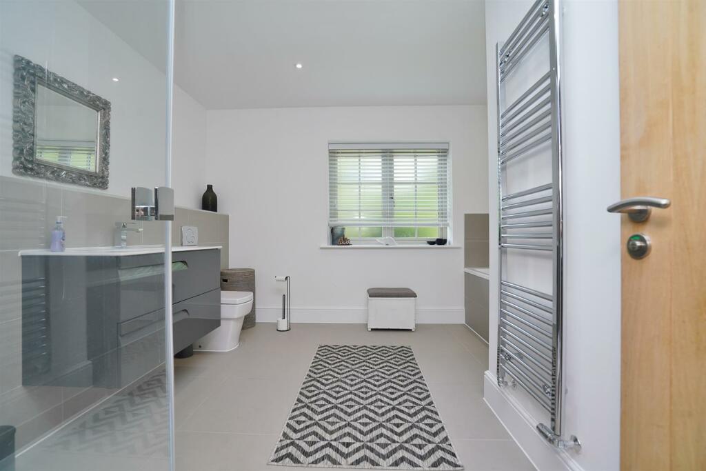 Additional image 19 of Manor Farm Court, Priors Marston