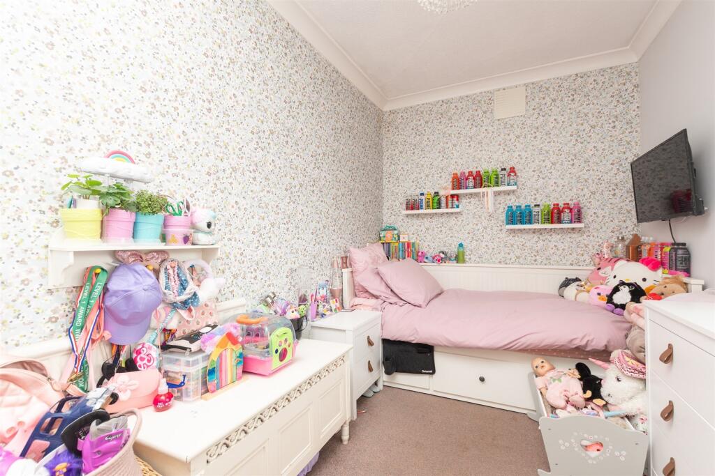 Additional image 13 of Wrotham Road, Gravesend, Kent