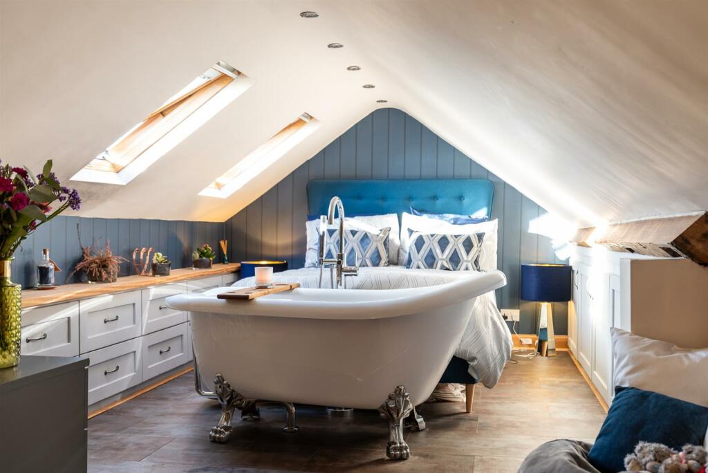 Additional image 25 of Cavendish Bridge, Shardlow, Derby