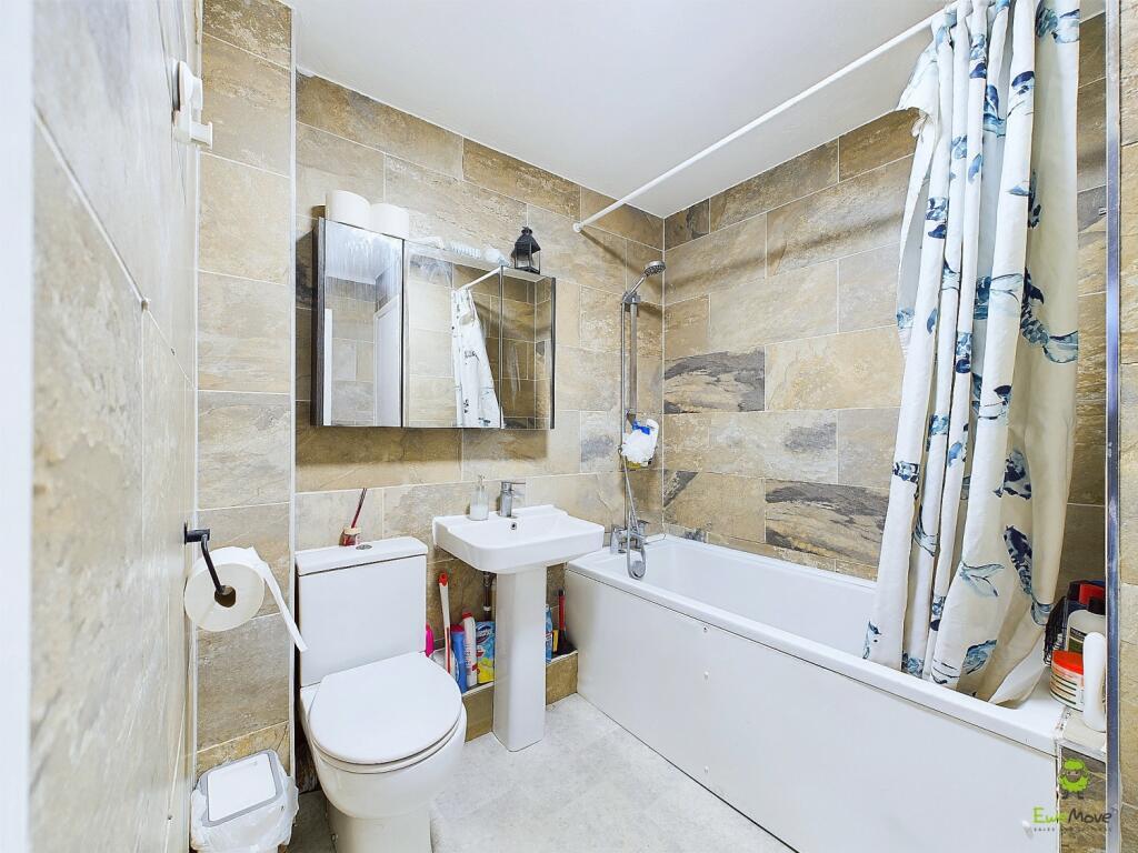 Additional image 8 of Belvedere Court, Laymarsh Close, Belvedere, Kent, DA17