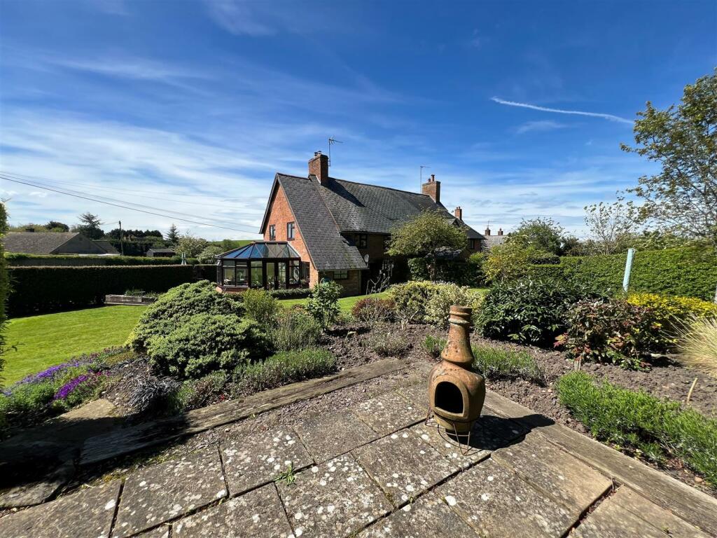 Additional image 36 of The Green, Chesterton, Leamington Spa