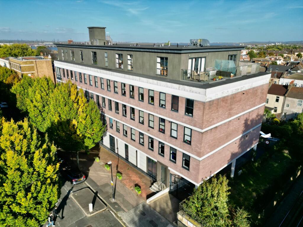 Additional image 5 of Stephenson House, The Grove, Gravesend, Kent, DA12