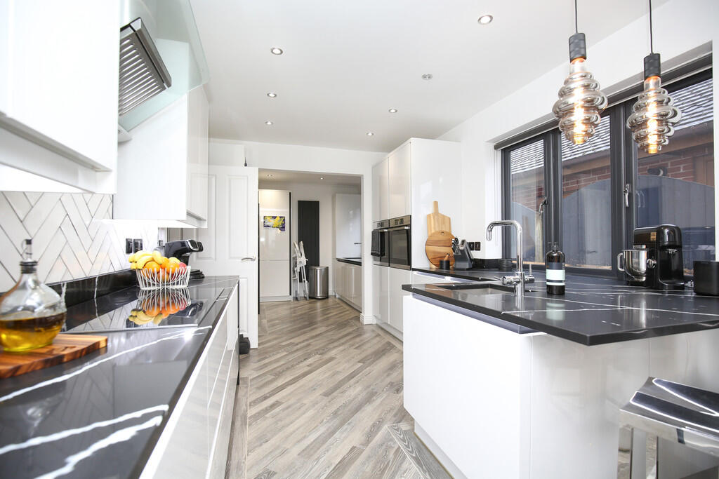 Additional image 12 of Birchley Heath Road, Birchley Heath