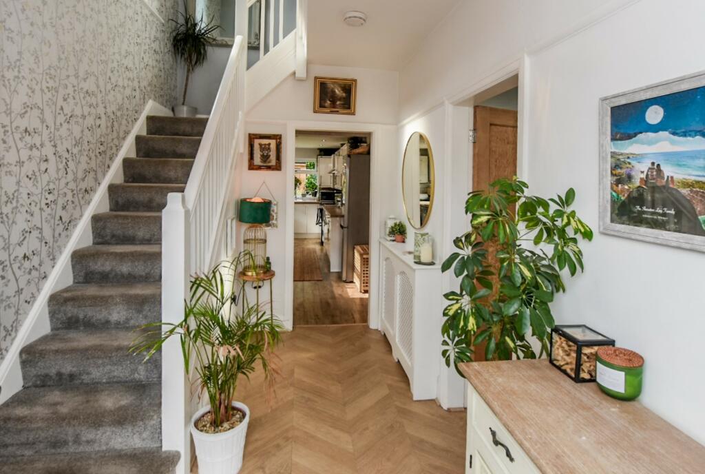 Additional image 17 of Rayleigh Avenue, Davenham