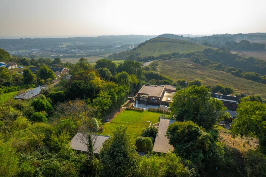 Additional image 4 of Canterbury Road, Folkestone, CT18