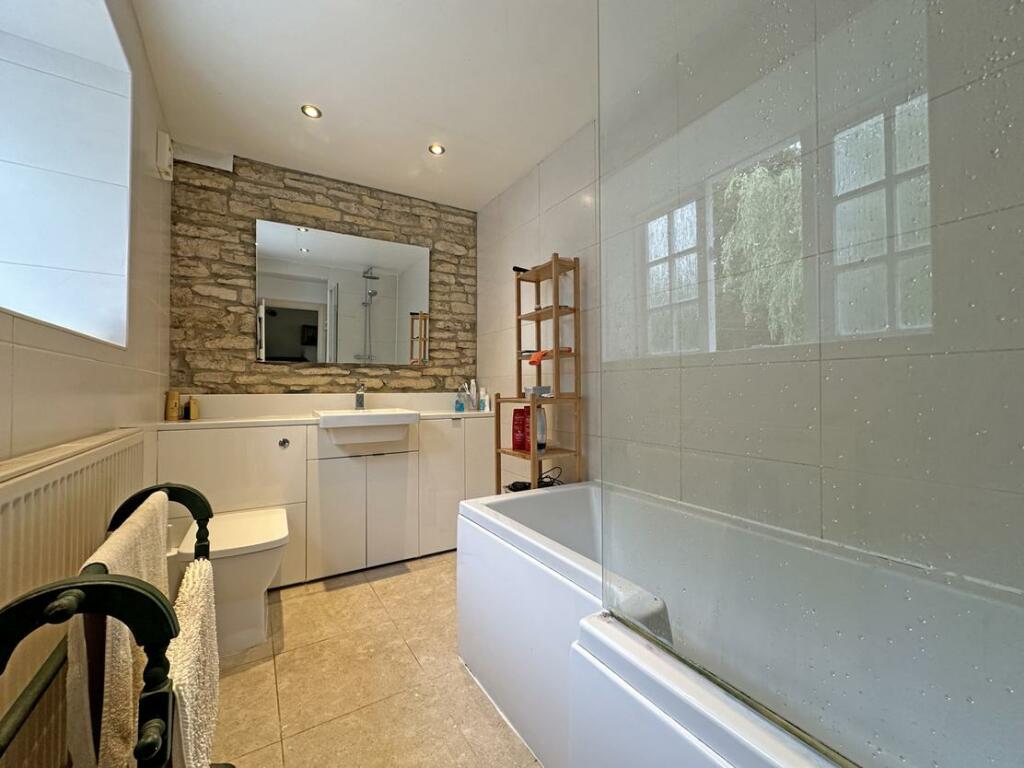 Additional image 12 of The Antelope Inn, The Green, Lighthorne, Warwick, CV35 0BX