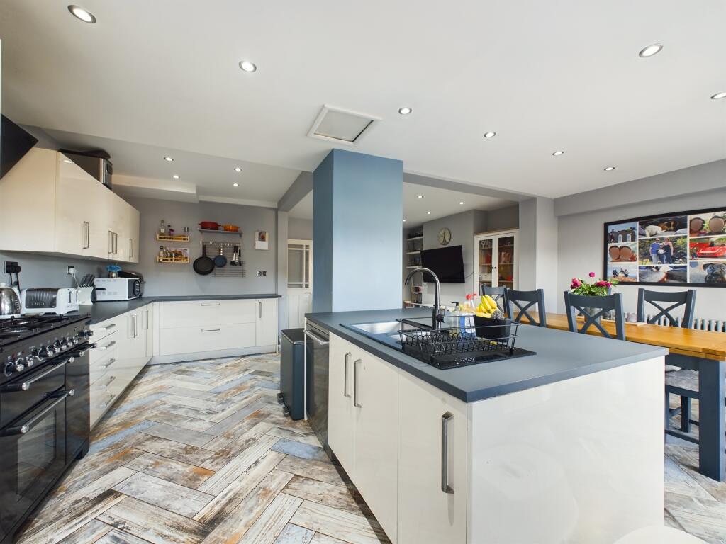 Additional image 2 of Allesley Old Road, Chapelfields, Coventry