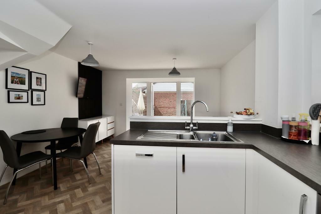 Additional image 17 of Lake Drive, Hythe, Kent, CT21 4BN