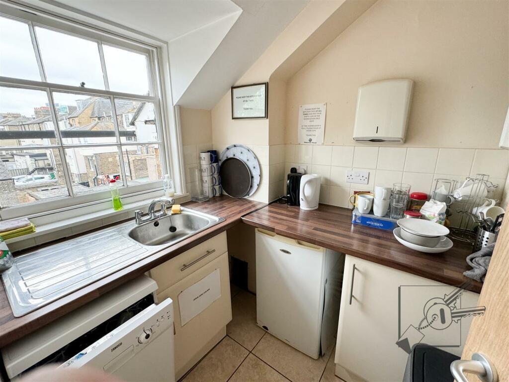 Additional image 3 of 1 Lord Street, Gravesend