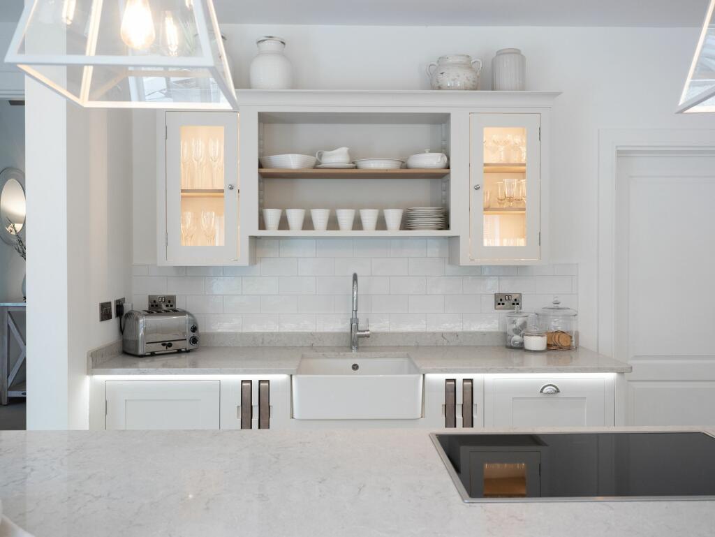 Additional image 5 of The Cedars on the Warwickshire Golf Course Estate in Leek Wootton, Kenilworth