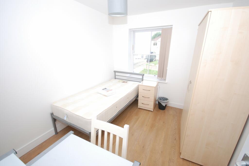 Additional image 10 of Heathcote Road, Leamington Spa, Warwickshire, CV31