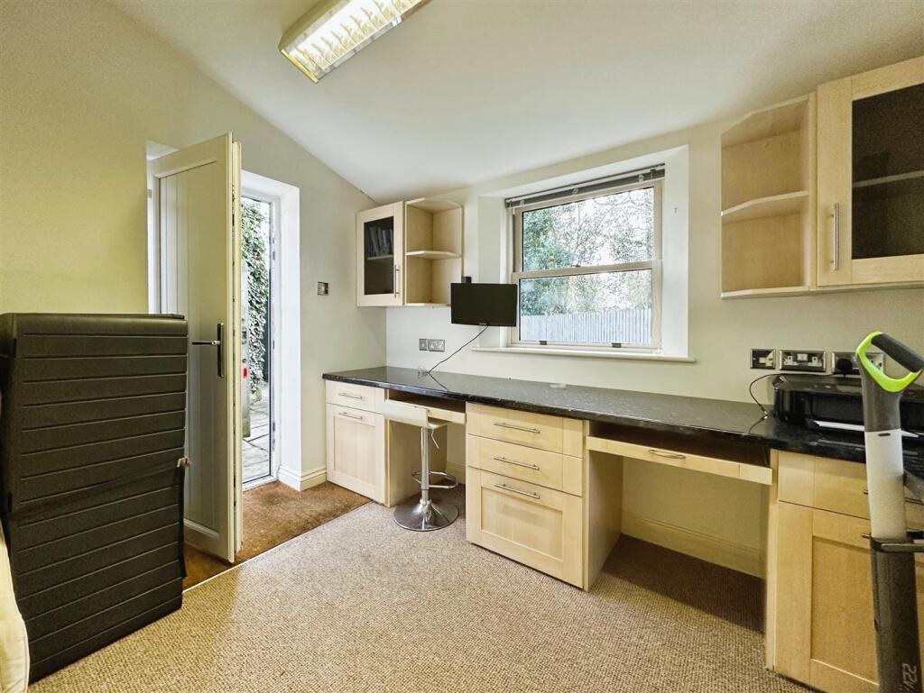 Additional image 11 of Westhill Road, Blackdown, Leamington Spa