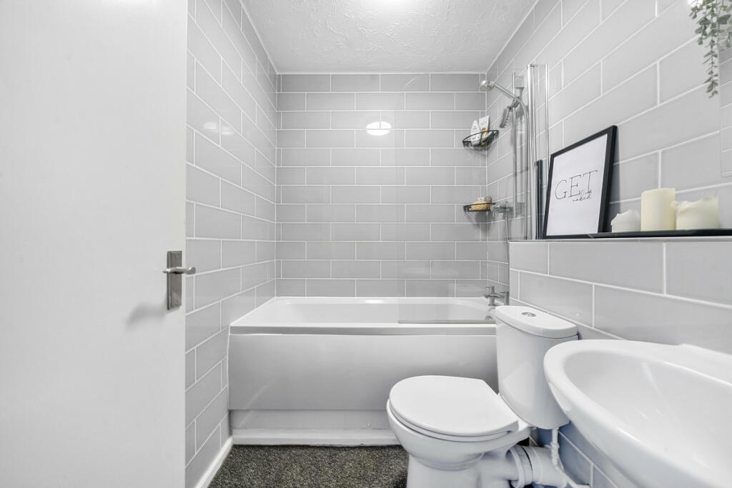 Additional image 4 of Hardwick Crescent, Dartford, DA2 6SE