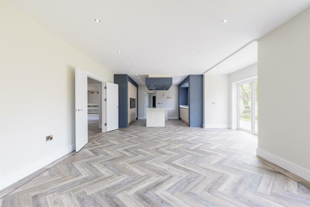 Additional image 11 of OPEN DAY: SATURDAY 15 FEBRUARY BETWEEN 10AM - 1PM.2 The Mayfair, Audlem Road, Woore