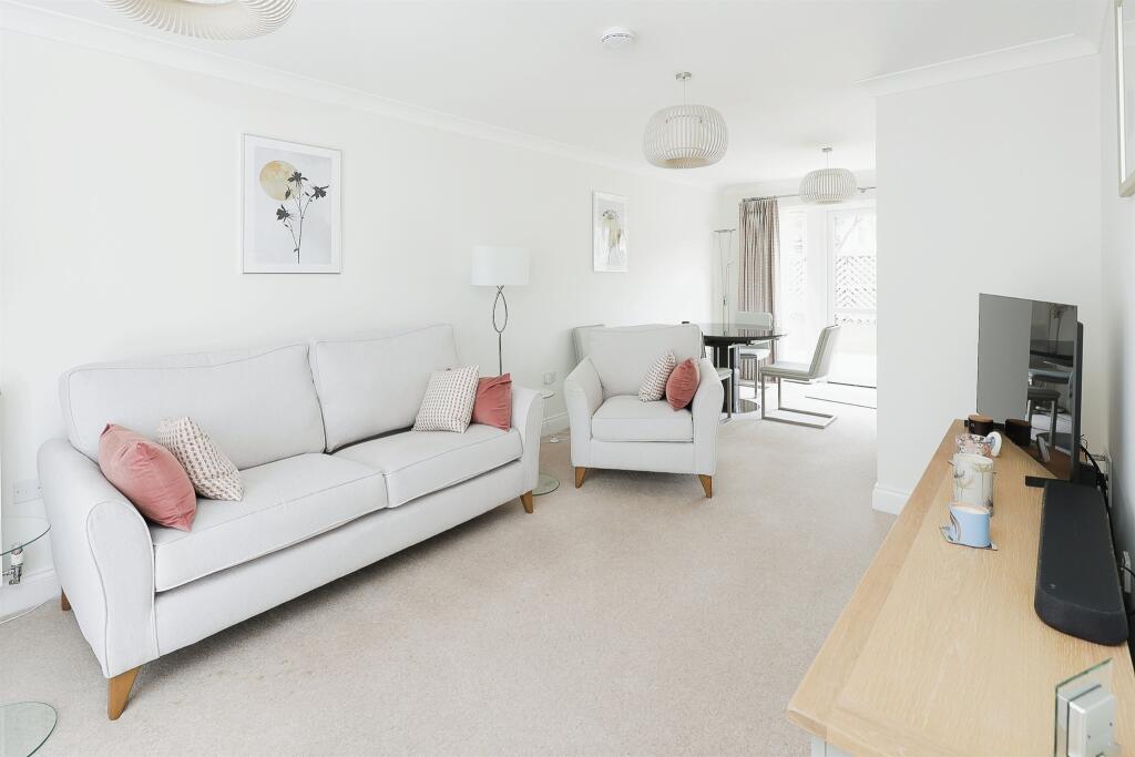 Additional image 20 of Albany Lane, Balsall Common, Coventry