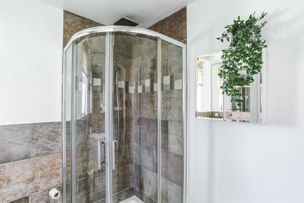 Additional image 19 of Old Hackney Lane, Hackney, Matlock