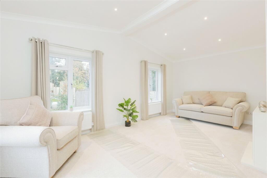 Additional image 3 of Stonehill Woods Park, Old London Road, Sidcup, Kent, DA14