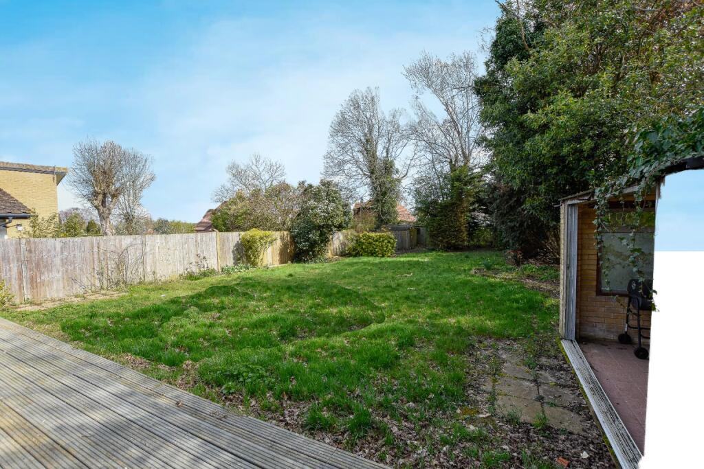 Additional image 14 of Woodland Close, New Barn, DA3