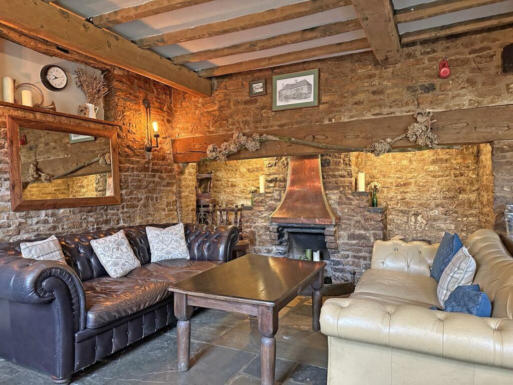 Additional image 5 of The Antelope Inn, The Green, Lighthorne, Warwick, CV35 0BX