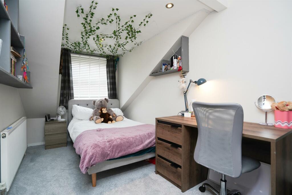 Additional image 11 of Erica Drive, Whitnash, Leamington Spa