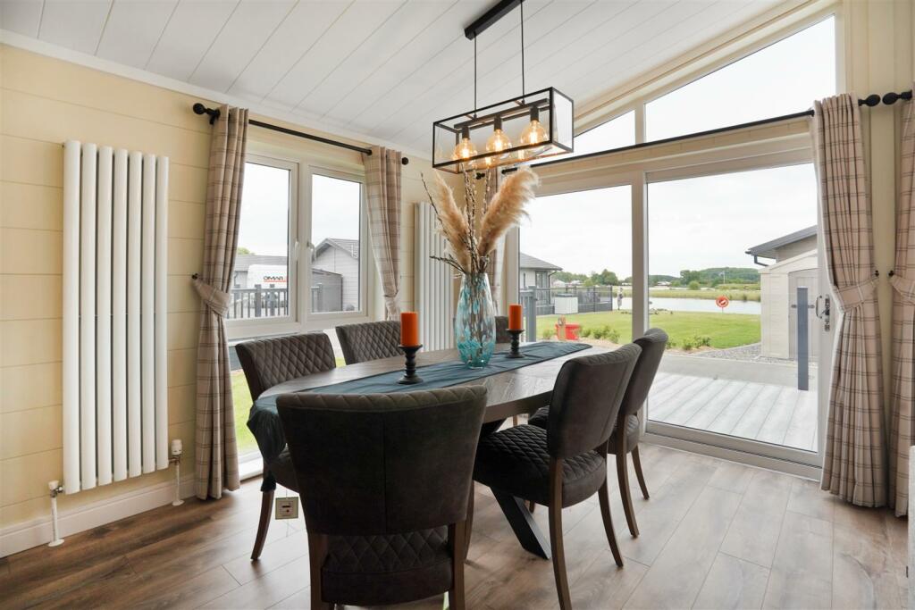 Additional image 4 of Bosworth Lakeside Lodges, Market Bosworth