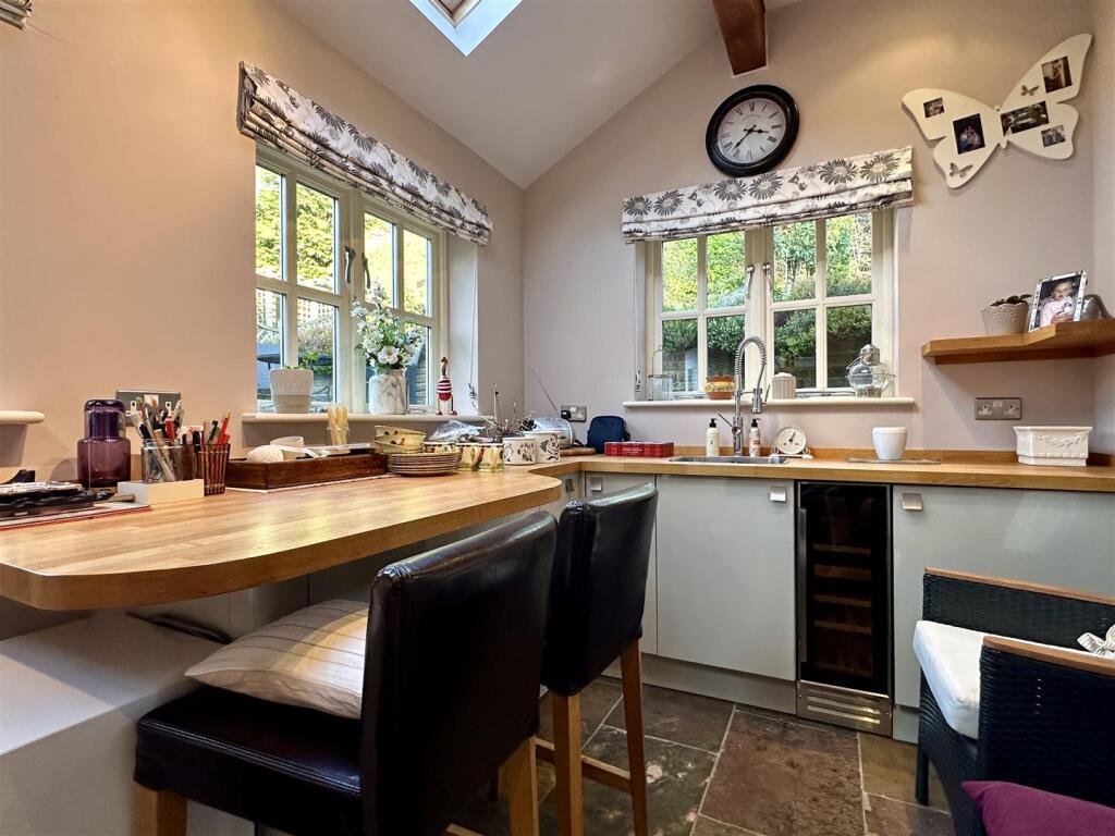 Additional image 21 of Brookfield Lane, Bakewell