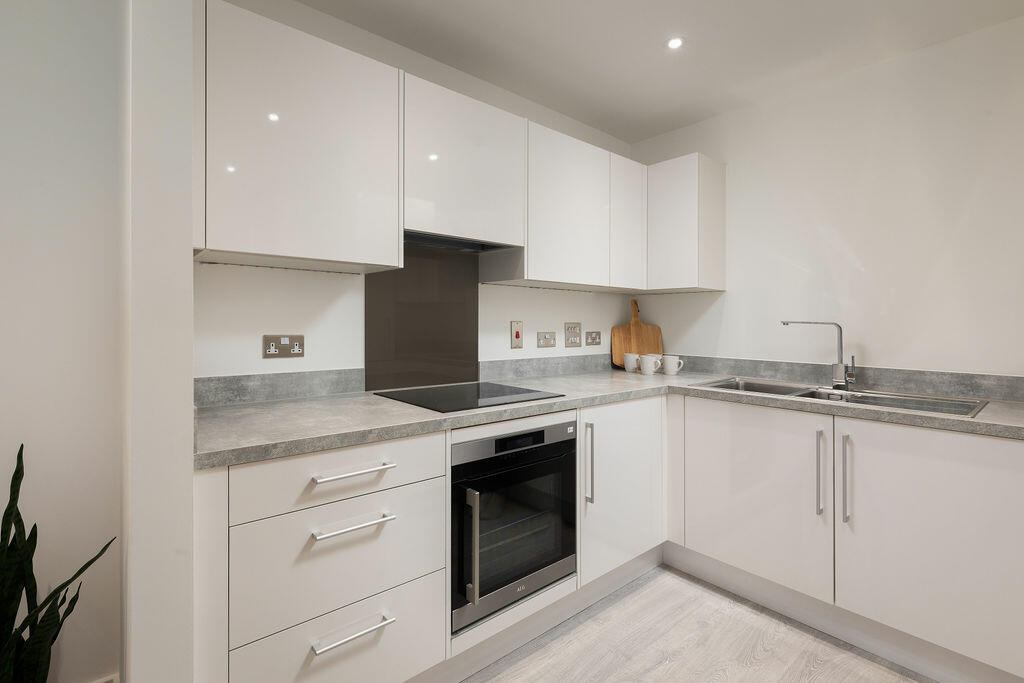 Additional image 4 of Whiting Avenue, Greenhithe, Kent, 
DA9 9YW.