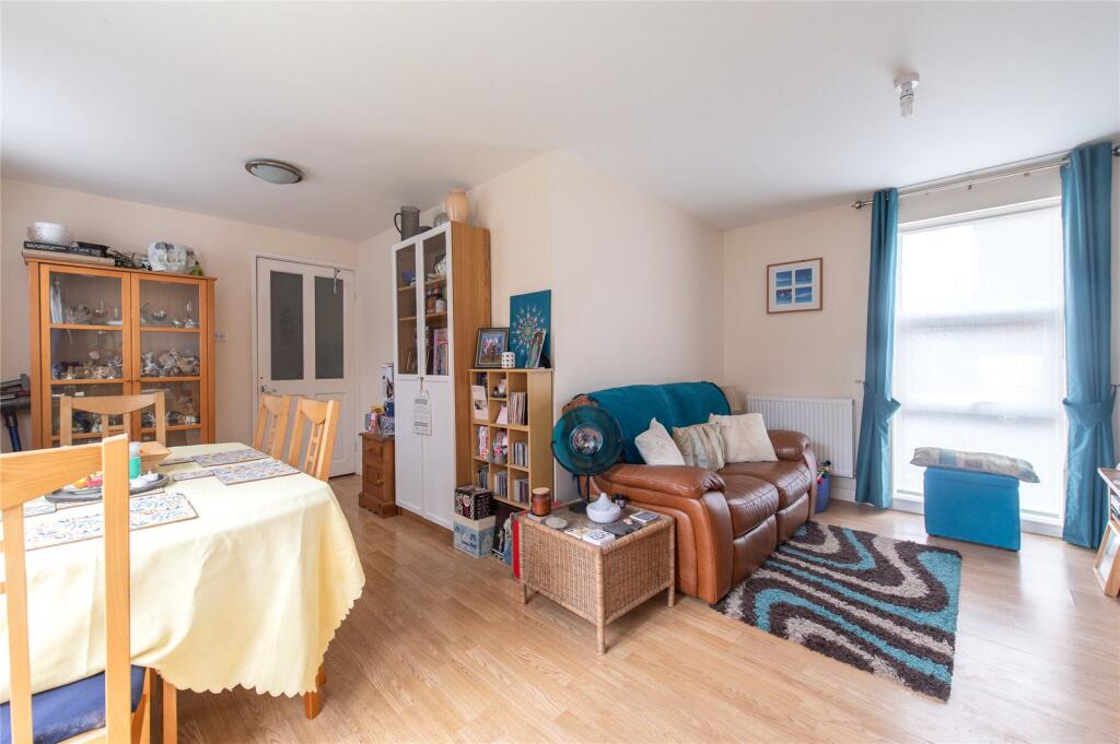 Additional image 2 of The Hollies, Gravesend, Kent, DA12