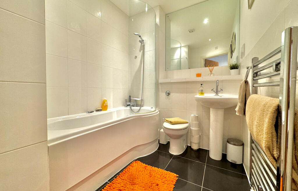 Additional image 14 of Clarendon Avenue, Leamington Spa, Large Penthouse & Roof Terrace