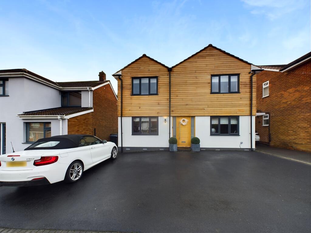 Lonscale Drive, Stvechale, Coventry